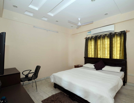 Service Apartment in Gachibowli, Hyderabad | Master bedroom