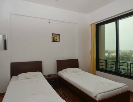 serviced apartments in Bhandup West, Mumbai | Master Bedroom