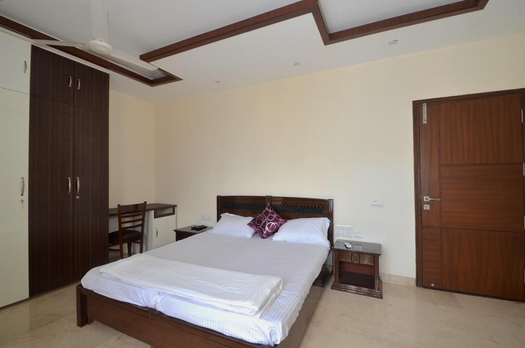 Guest House in New Friends Colony, Delhi NFCTU1 Homestay TrustedStay